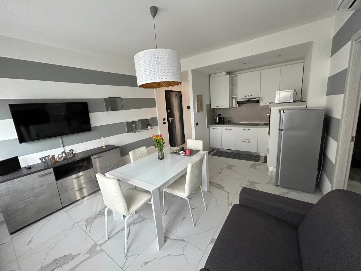 Marconi67 Apartment Desenzano del Garda Exterior photo